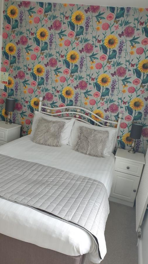 No 6 Quality Guesthouse لاندودنو المظهر الخارجي الصورة