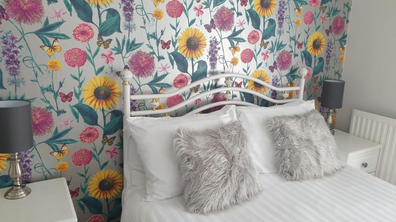 No 6 Quality Guesthouse لاندودنو المظهر الخارجي الصورة