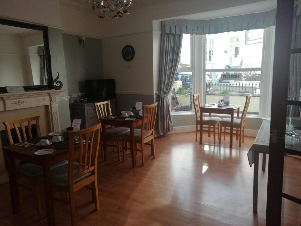 No 6 Quality Guesthouse لاندودنو المظهر الخارجي الصورة