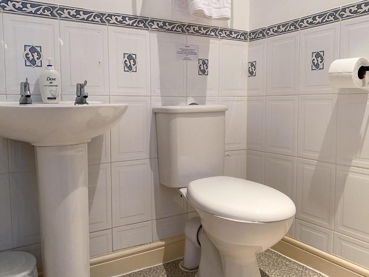 No 6 Quality Guesthouse لاندودنو المظهر الخارجي الصورة